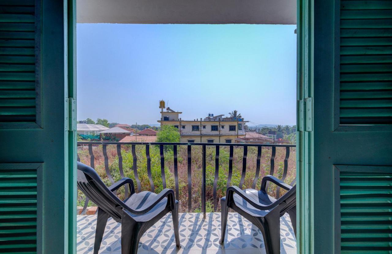 Woke Morjim Hostel Exterior foto